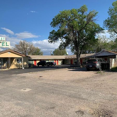 Lariat Motel Moriarty Экстерьер фото